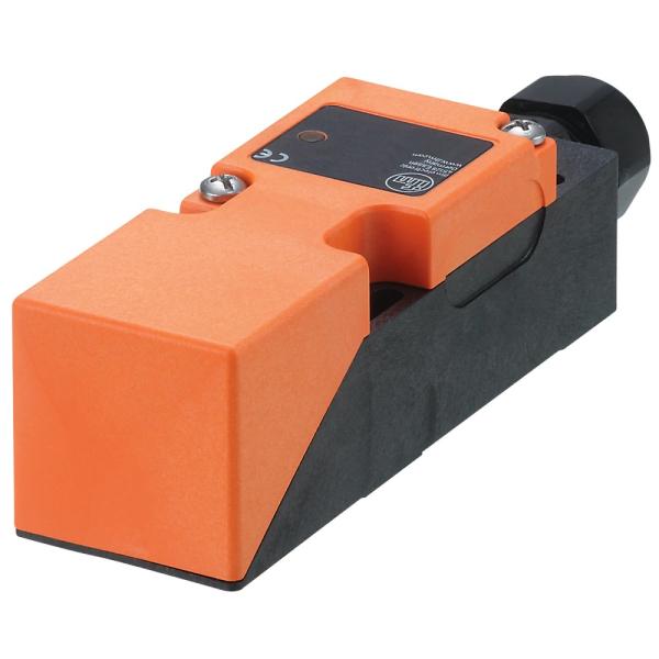 IM5038 IFM - Sensor Indutivo ifm Detecção de objetos 20mm PNP/NPN IP65