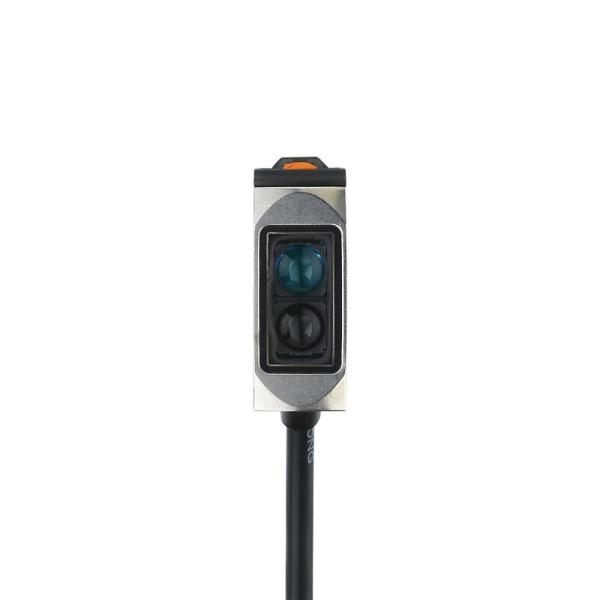 O6H300 IFM - Sensor de Reflexão Difusa IFM Indústria Alimentícia Supressão de Fundo 200mm PNP