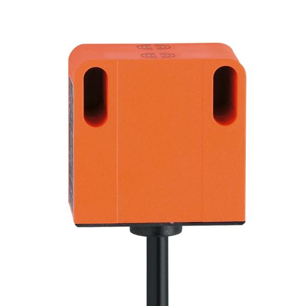 IN0110 IFM - Sensor Duplo Indutivo IFM Para Acionamentos Oscilantes 4mm IP67 20-250V AC/DC